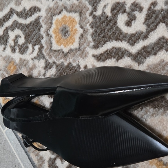 Steve Madden Black Women's Shoes.  Never Worn - Picture 5 of 5